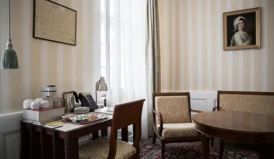 Erzsbet Nagy Szlloda Paks