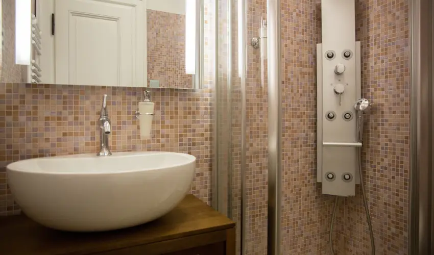 Erzsbet Nagy Szlloda Paks - Oktber 23.