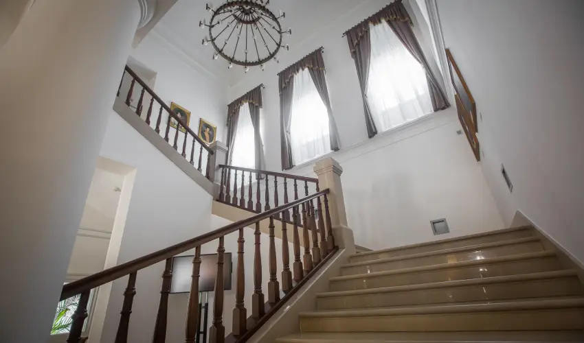 Erzsbet Nagy Szlloda Paks - Oktber 23.