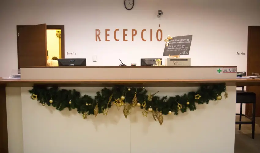 Erzsbet Nagy Szlloda Paks - Oktber 23.