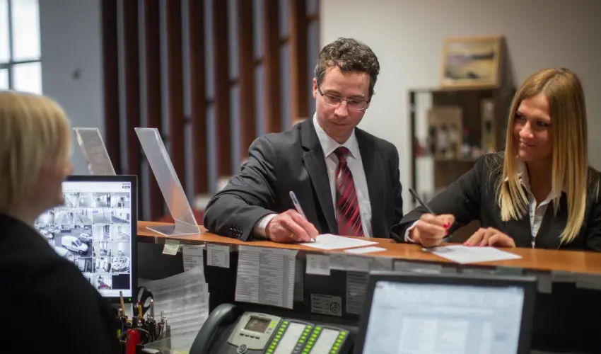 Erzsbet Nagy Szlloda Paks - Oktber 23.