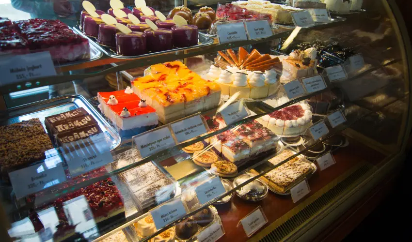 Erzsbet Nagy Szlloda Paks - Oktber 23.