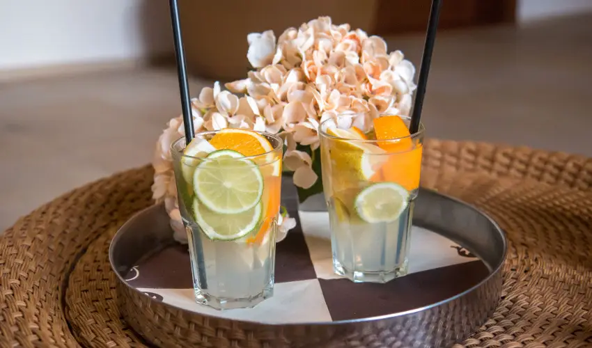 Erzsbet Nagy Szlloda Paks - Oktber 23.