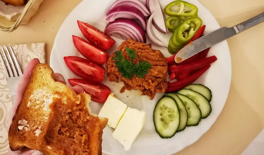 Erzsbet Nagy Szlloda Paks - Oktber 23.