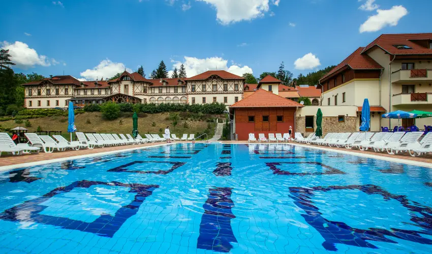 Erzsbet Park Hotel Pardfrd - Oktber 23. (min. 3 j)