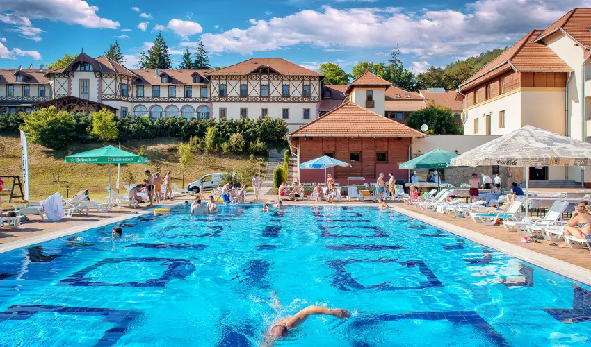 Erzsbet Park Hotel Pardfrd - Oktber 23. (min. 3 j)