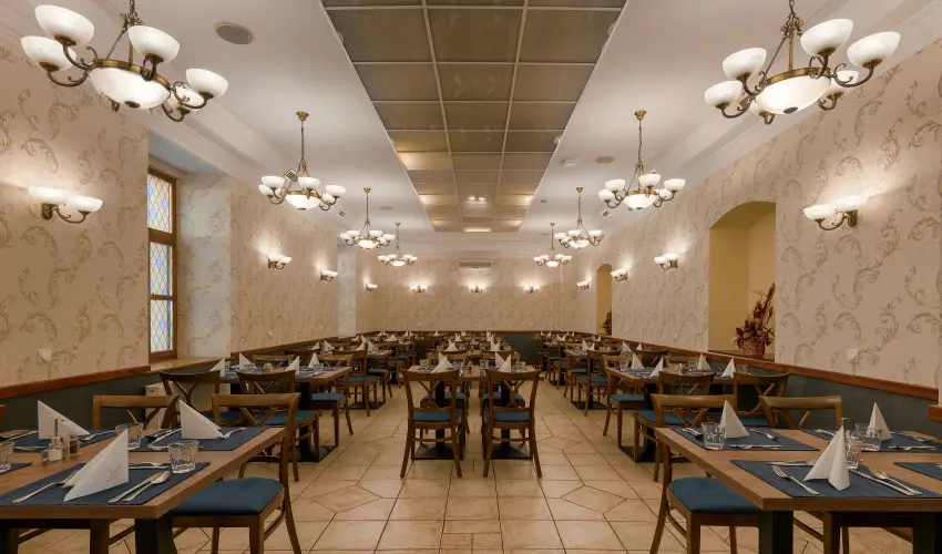 Erzsbet Park Hotel Pardfrd - Oktber 23. (min. 3 j)