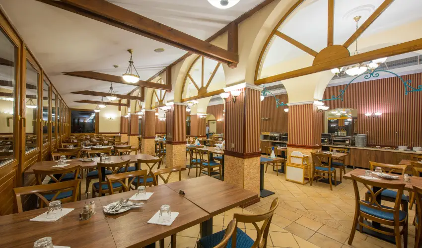 Erzsbet Park Hotel Pardfrd - Oktber 23. (min. 3 j)