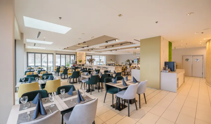 Expo Tower by Mellow Mood Hotels Budapest - Oktber 23. - teljes elrefizetssel