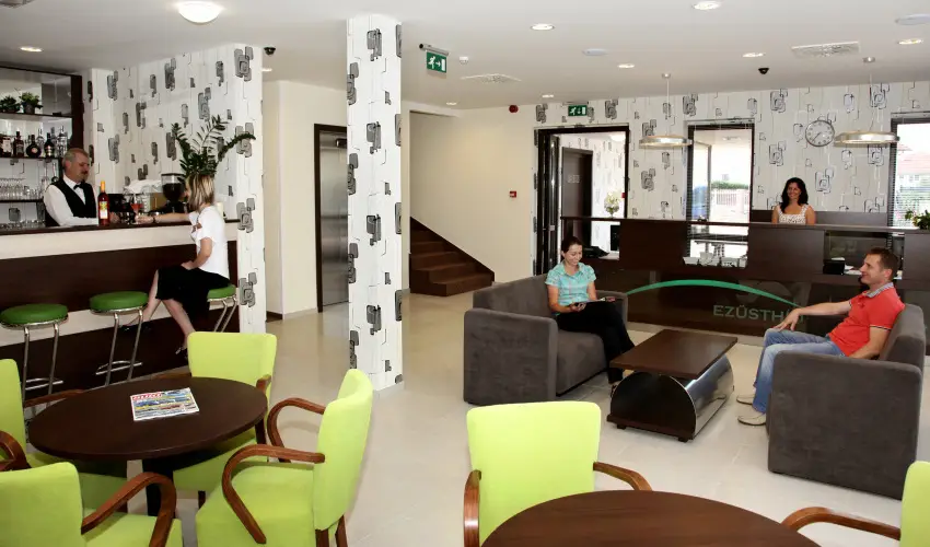 Ezsthd Hotel Veszprm - Oktber 23.