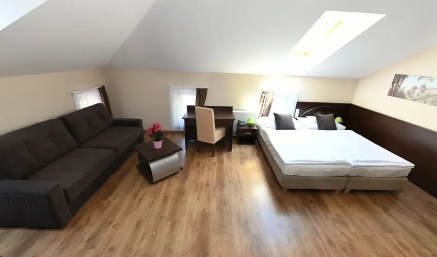 Ezsthd Hotel Veszprm - Oktber 23.