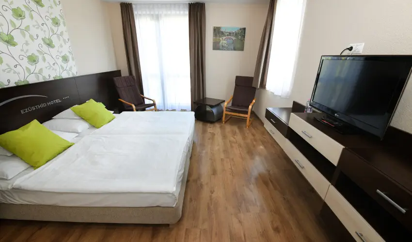 Ezsthd Hotel Veszprm - Oktber 23.