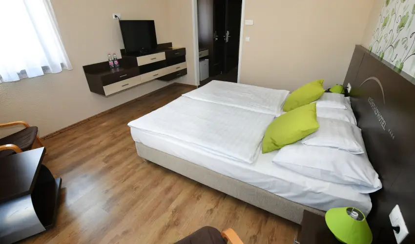 Ezsthd Hotel Veszprm - Oktber 23.