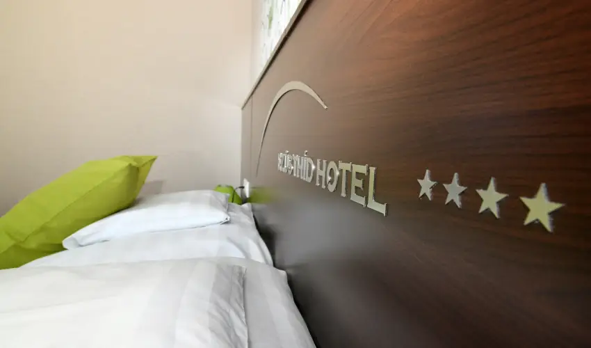 Ezsthd Hotel Veszprm - Oktber 23.
