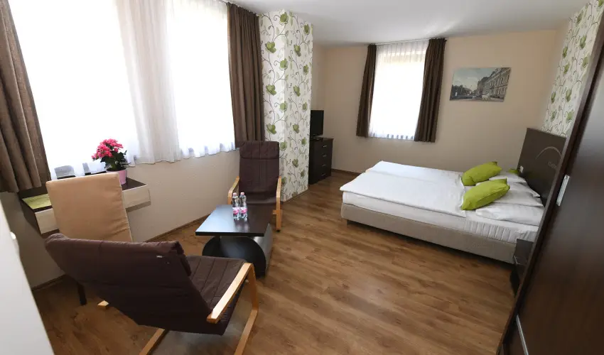 Ezsthd Hotel Veszprm - Oktber 23.