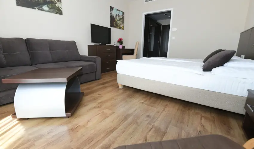 Ezsthd Hotel Veszprm - Oktber 23.