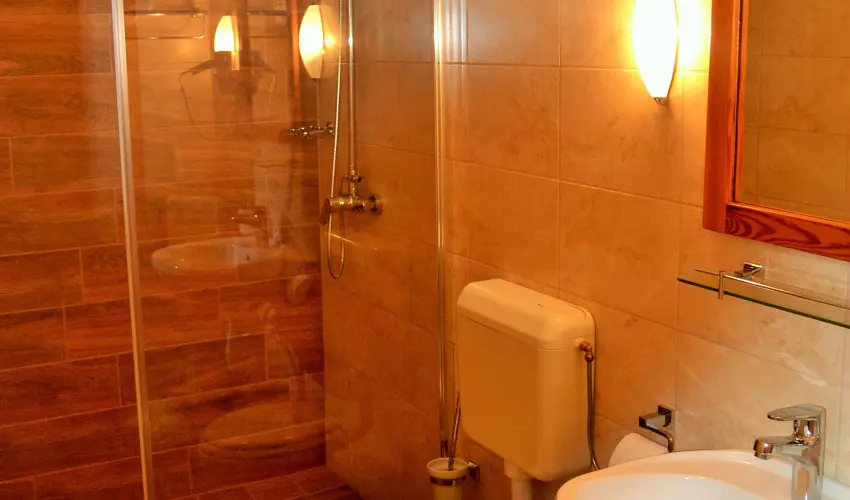 Fodor Hotel Gyula - Oktber 23. (min. 2 j)