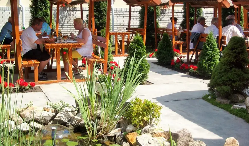 Fodor Hotel Gyula - Oktber 23. (min. 2 j)