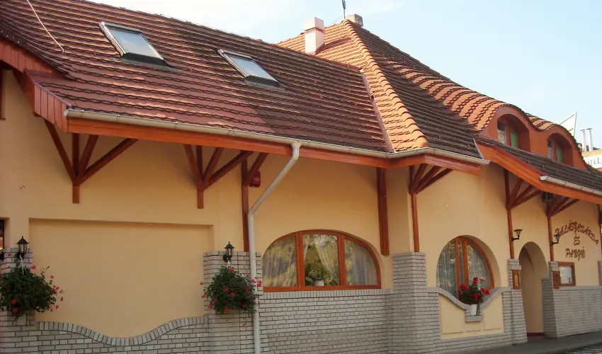 Fodor Hotel Gyula - Oktber 23. (min. 2 j)