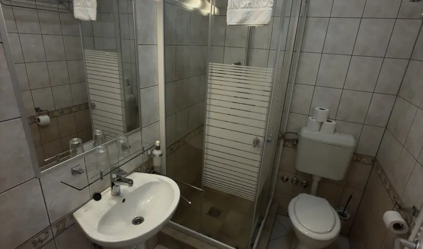 Fodor Hotel Gyula - Okt�ber 23. (min. 2 �j)