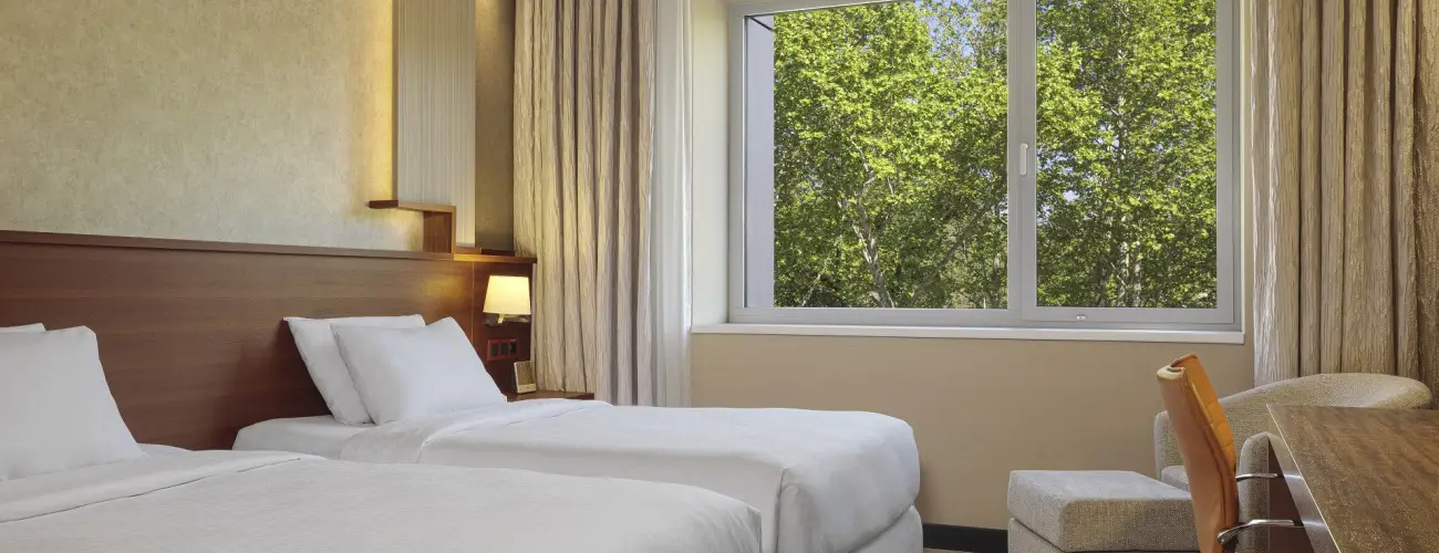 Four Points by Sheraton Kecskemt Hotel & Konferenciakzpont Kecskemt - Oktber 23. 