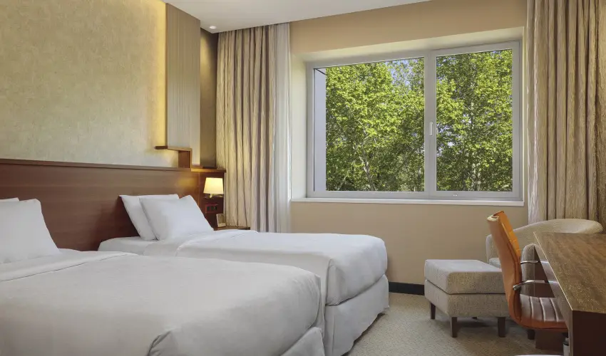 Four Points by Sheraton Kecskemt Hotel & Konferenciakzpont Kecskemt - Oktber 23. 