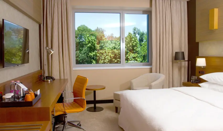 Four Points by Sheraton Kecskemt Hotel & Konferenciakzpont Kecskemt - Oktber 23. 