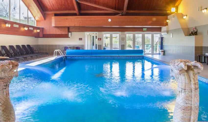 Fried Kast�ly Hotel Simontornya - Okt�ber 23. (min. 3 �j)