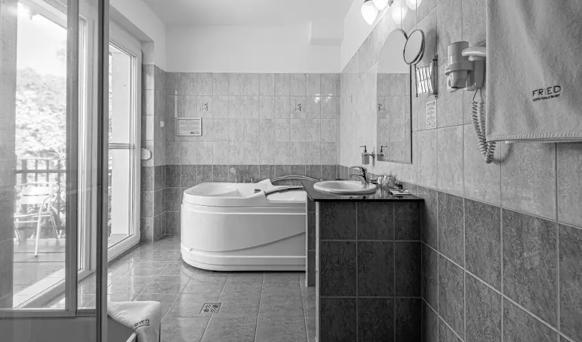 Fried Kastly Hotel Simontornya - Oktber 23. (min. 2 j)