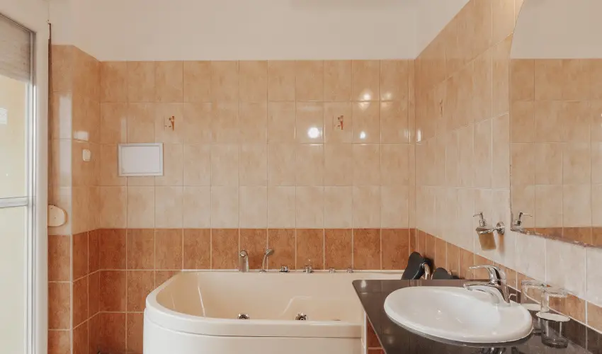 Fried Kast�ly Hotel Simontornya - Okt�ber 23. (min. 3 �j)