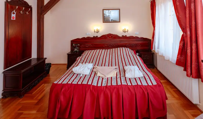 Fried Kast�ly Hotel Simontornya - Okt�ber 23. (min. 3 �j)