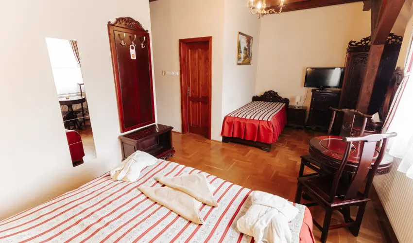 Fried Kast�ly Hotel Simontornya - Okt�ber 23. (min. 3 �j)