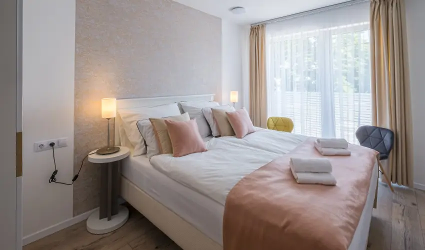 Fred Centrum Panzi Balatonfred - Oktber 23. (min. 3 j)