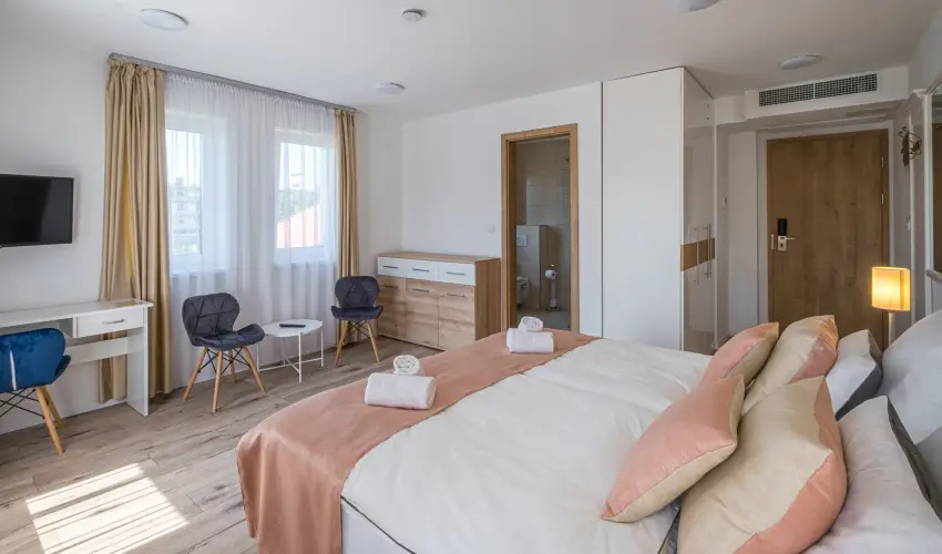 Fred Centrum Panzi Balatonfred - Oktber 23. (min. 3 j)