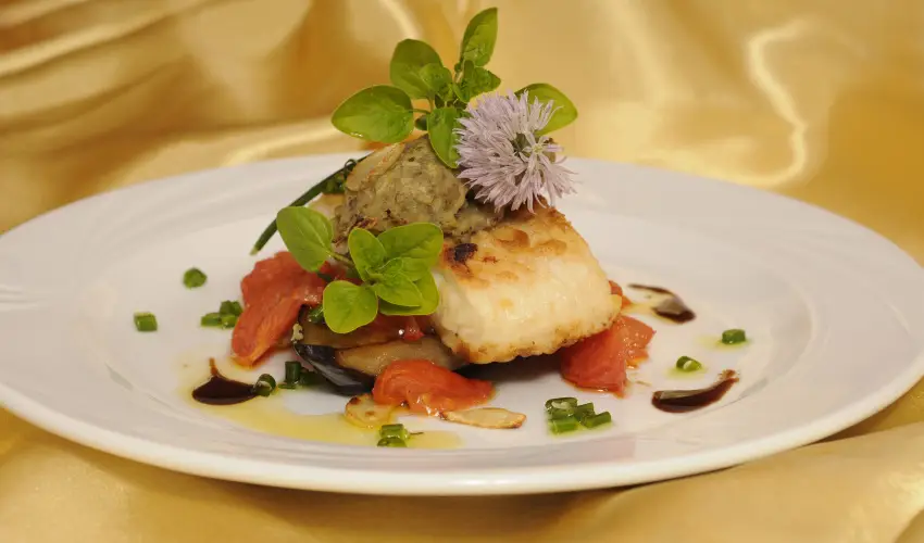 Garden Hotel Wellness & Konferencia Szolnok - deskettes romantika (min. 2 j)