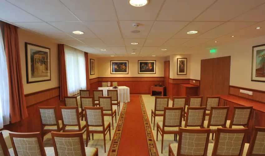 Garden Hotel Wellness & Konferencia Szolnok - deskettes romantika (min. 2 j)