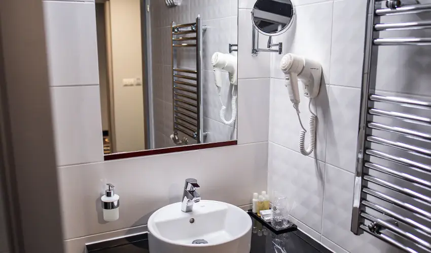 Garden Hotel Wellness & Konferencia Szolnok - deskettes romantika (min. 2 j)