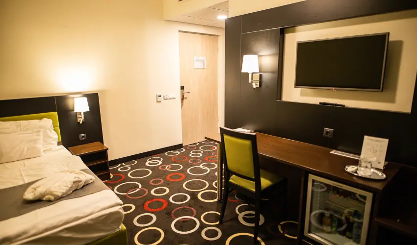 Garden Hotel Wellness & Konferencia Szolnok - deskettes romantika (min. 2 j)