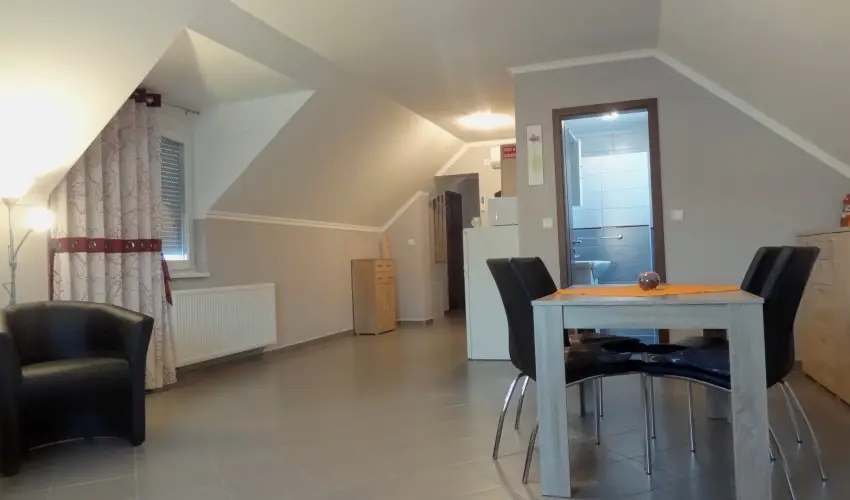 Gere Art & Exclusive Apartman Harkny - Oktber 23. (min. 3 j)