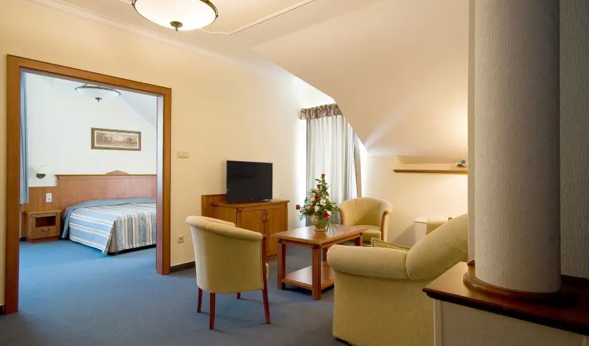 Gerby Kria Hotel s Lovasudvar Lajosmizse - Oktber 23. 