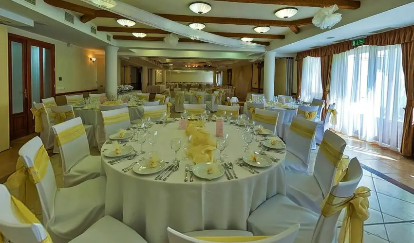 Gerby Kria Hotel s Lovasudvar Lajosmizse - Oktber 23. 