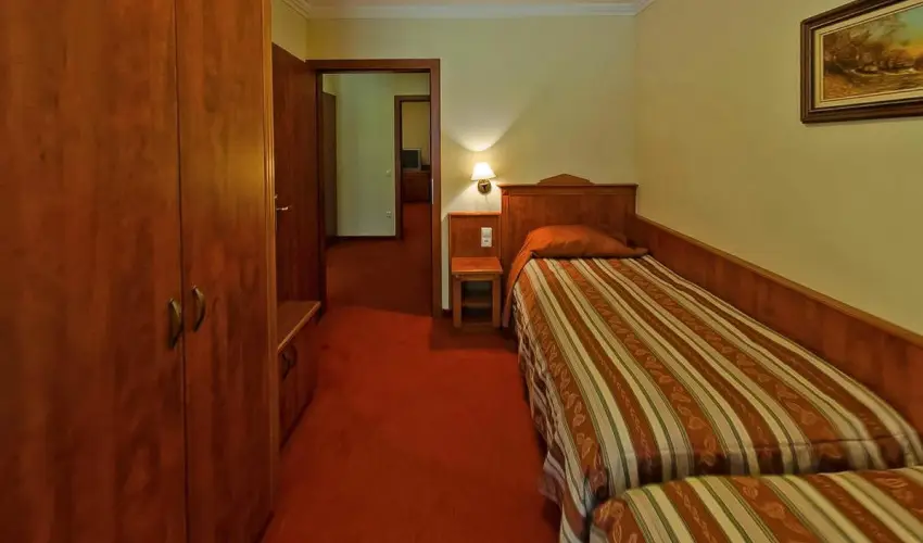 Gerby Kria Hotel s Lovasudvar Lajosmizse - Oktber 23. 