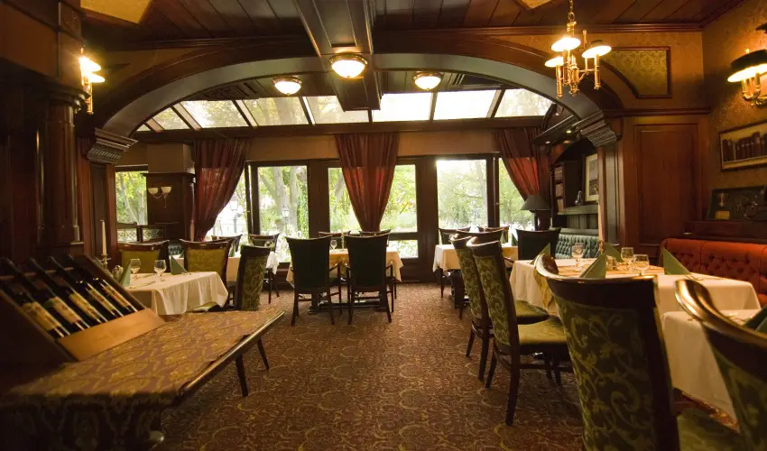 Golden Ball Club Hotel Gyr - Oktber 23. 