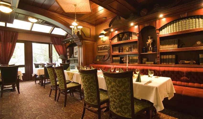 Golden Ball Club Hotel Gyr - Oktber 23. 