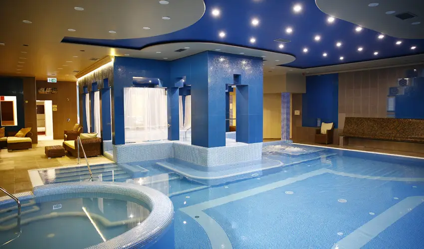 Golden Ball Club Hotel Gyr - Oktber 23. 