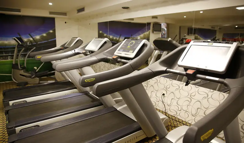 Golden Ball Club Hotel Gyr - Oktber 23. 