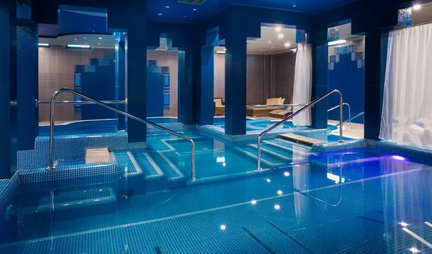 Golden Ball Club Hotel Gyr - Oktber 23. 