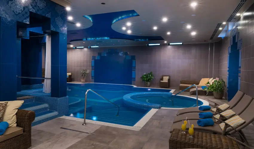 Golden Ball Club Hotel Gyr - Oktber 23. 