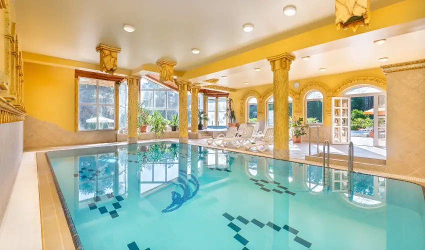 Gosztola Gyngye-az erd szllodja Gosztola - Oktber 23. (min. 3 j)