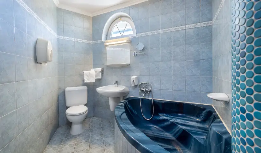 Gosztola Gyngye-az erd szllodja Gosztola - Oktber 23. (min. 3 j)